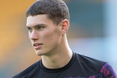Waduh! Kiper Norwich Ini Didiagnosis Menderita Kanker Testis padahal Masih Muda Banget