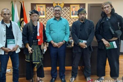 MPR: Masyarakat Adat adalah Penopang NKRI