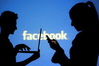 Sambut Metaverse , Facebook Berencana Ganti Nama Pekan Depan