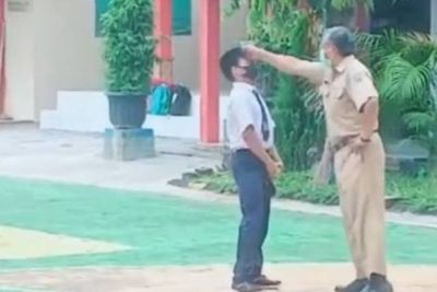 Heboh Oknum Guru Pukul Kepala Murid Berkali-kali di Pekalongan, Videonya Viral