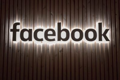 Facebook Akan Membayar Media Prancis untuk Menampilkan Berita di Platformnya