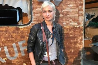 Penghormatan Hollywood untuk Sinematografer Halyna Hutchins yang Tertembak Alec Baldwin