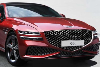 5 Fakta Luhut Umumkan Mobil Listrik Hyundai Genesis G80 Kendaraan Resmi KTT G20 di Bali