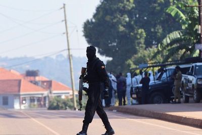 ISIS Ngaku Bertanggung Jawab atas Serangan Bom Berisi Paku dan Peluru di Uganda