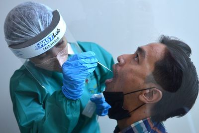 YLKI Kritisi Kebijakan PCR: Turunkan Harganya jadi Rp200 Ribu