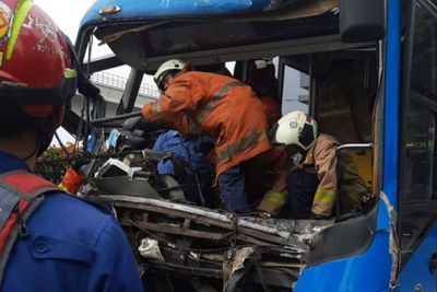 Anggota DPRD DKI Minta Kasus Tabrakan Bus TransJakarta Diselidiki Secara Transparan