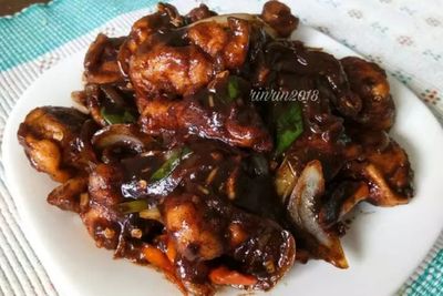 Enaknya Makan Ayam Goreng Saus Ngohiong Pagi Ini, Coba Buat di Rumah Yuk!