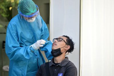 Dokter: Masyarakat Jangan Lakukan Tes Antigen Tanpa Bantuan Ahli