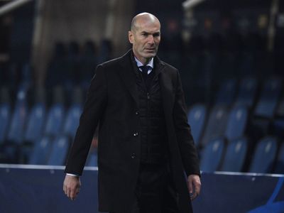 Zidane Tak Mau Ambil Alih Posisi Ole Gunnar Solskjaer di MU Usai Namanya Trending Topic