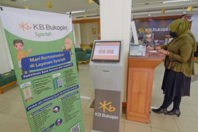 Masyarakat Mulai Pilih Bank Online , Efeknya 2.593 Cabang Bank Tutup