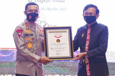 Polda Kaltim Pecahkan Rekor MURI, Vaksinasi Pelajar Terbanyak
