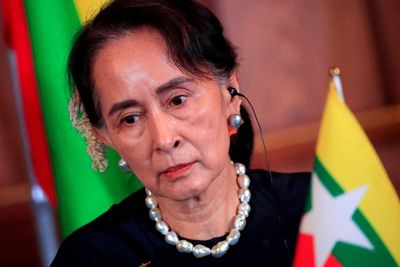Aung San Suu Kyi Bersaksi di Pengadilan Myanmar untuk Pertama Kalinya