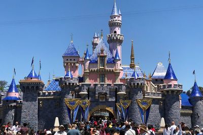 Per Maret 2022, Disneyland California akan Menaikkan Harga Tiket Masuk
