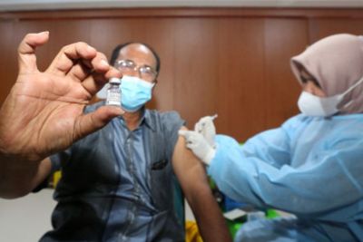 Jokowi Tegaskan Kunci Pengendalian Pandemi: Vaksin Harus Merata dan Setara
