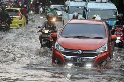 Hujan Deras Sejak Siang, 13 RT di Jakarta Kebanjiran