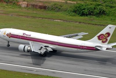 Menjual Pesawat dan Memecat Karyawan Jadi Strategi Kebangkitan Thai Airways
