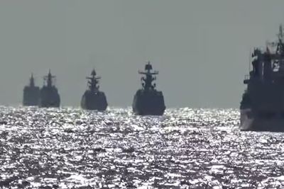 Rusia Siap Hancurkan Kapal Perang AS di Laut Hitam