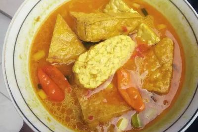 Tertarik Membuat Sayur Kari Tahu? Berikut Ini Resep Mudah Membuatnya