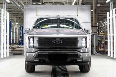 Jumlah Reservasi Mobil Ford F-150 Lightning Kini Telah Mencapai 160.000 Unit!