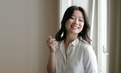 7 Titik Semprot Parfum yang Bikin Wangi Tahan Sepanjang Hari