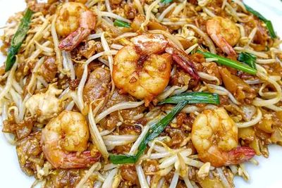Enaknya Kwetiau Goreng Penang Yang Ternyata Bisa Kita Buat Sendiri di Rumah