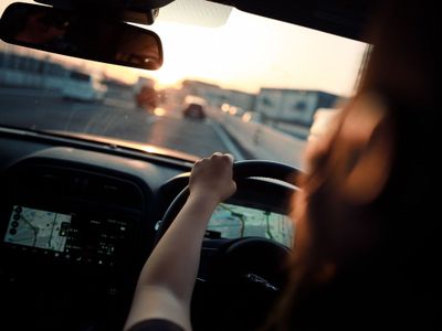 Bikin Emosi, Ini Dia Pengertian Lane Hogger di Jalan Tol dan Dampak Negatifnya!