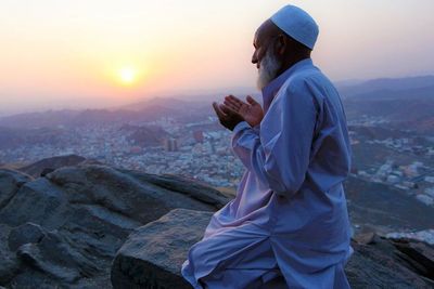 Dianggap Hari yang Istimewa, Bolehkah Umat Islam Berpuasa pada Hari Jumat? Ini Jawabannya!
