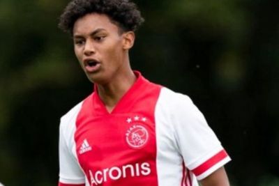 Seperti Vanessa Angel, Pemain Ajax Berdarah Indonesia Tewas karena Kecelakaan Mobil