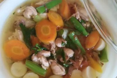 Siang Ini Buat Sup Ayam Bening Yuk