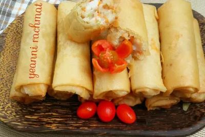 Sore Ini Kita Bikin Lumpia Udang Gulung Yuk, Berikut Ini Resepnya
