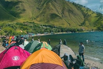 Punya Pemandangan yang Indah, Ini 3 Destinasi Camping Terbaik di Sumut