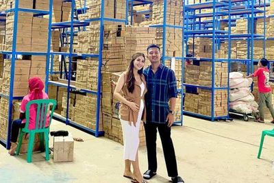 Sosok Tom Liwafa dan Delta Hesti, Crazy Rich Surabaya yang Menjamin Masa Depan Gala Sky