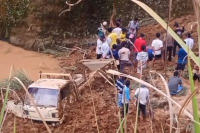Tebing Galian Tanah Cadas di Sukabumi Longsor, Satu Pekerja Tewas