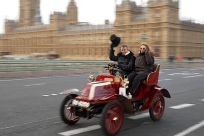 FOTO: Acara Balap Mobil Kuno London to Brighton Veteran Car Run yang Ke-125