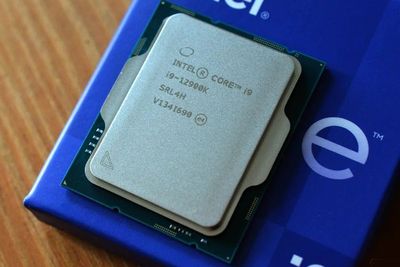Prosesor Intel Alder Lake Terbaru Miliki Performa Lebih Baik dari Apple M1 Max