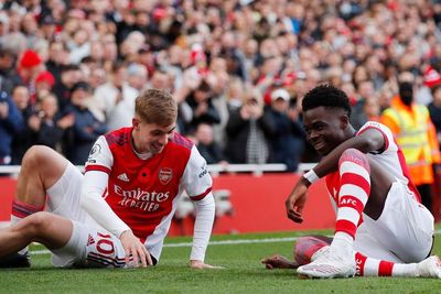 Malu, 2 Pemain Arsenal Ini Terlanjur Selebrasi, Ternyata Golnya Dianulir VAR