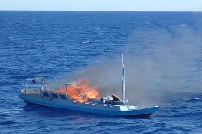 Tangkap Ikan Ilegal, 3 Kapal Nelayan Indonesia Dibakar Australia