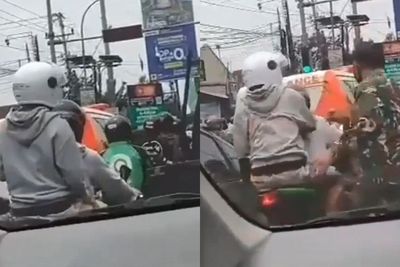 Geber Knalpot Saat Lampu Merah, Pemotor Ini Ditampol Pria Berseragam TNI