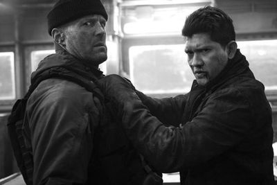 Jason Statham Bagikan Cuplikan Proses Syuting The Expendables 4 , Tarung dengan Iko Uwais