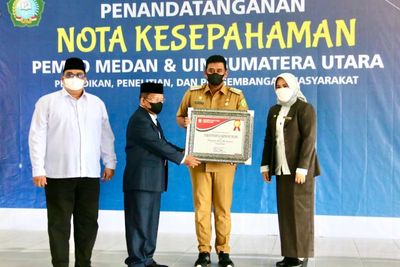 Apresiasi Program Masjid Mandiri, UINSU Nobatkan Bobby sebagai Tokoh Peduli Ekonomi Islam