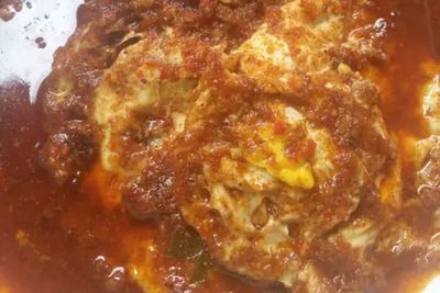 Nggak Pakai Ribet, Masak Telur Semur Pedas Yuk untuk Sarapan
