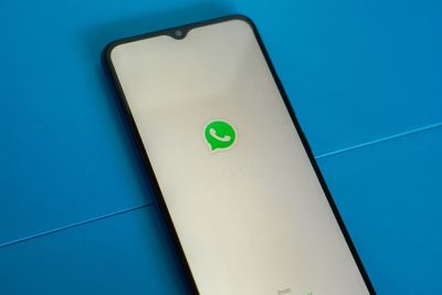 WhatsApp Berencana Integrasikan Dompet Digital Novi untuk Pembayaran Secara Global
