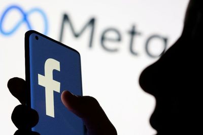 Facebook Berencana Hapus Iklan Sensitif Tahun Depan