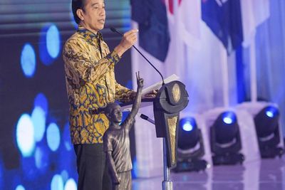 Presiden Sedih Bangsa Indonesia Masih Mental Inlander: Ketemu Bule Kayak Ketemu Siapa