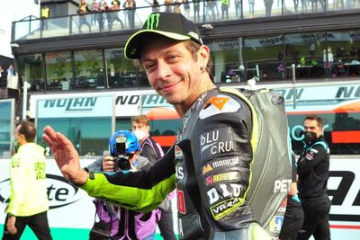 Grazie, Valentino Rossi! Ini Sederet Rekor The Doctor Selama di MotoGP