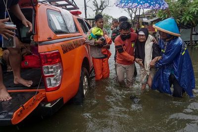 Banjir Rob di Pekalongan, Berikut Foto-fotonya