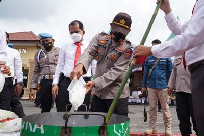 Komit Berantas Narkoba, Lebih 62 Kg Sabu Direbus Polres Asahan