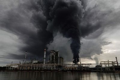 Pasca Tangki di Kilang Pertamina Cilacap Terbakar, DPR Minta Audit Sistem Pengamanan
