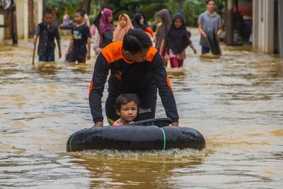 Enam Kecamatan di Kalimantan Selatan Dilanda Banjir, Ini Foto-fotonya
