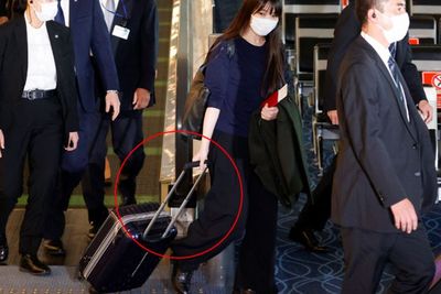 Tarik Koper Sendiri, Foto-foto Memilukan Mako Mantan Putri Kekaisaran Tinggalkan Jepang